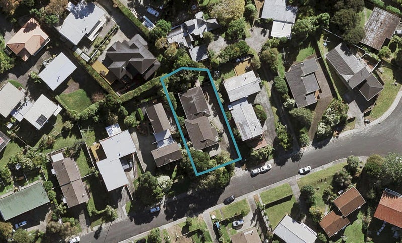 1/22 Girrahween Drive, Totara Vale, Auckland - Carousel 1