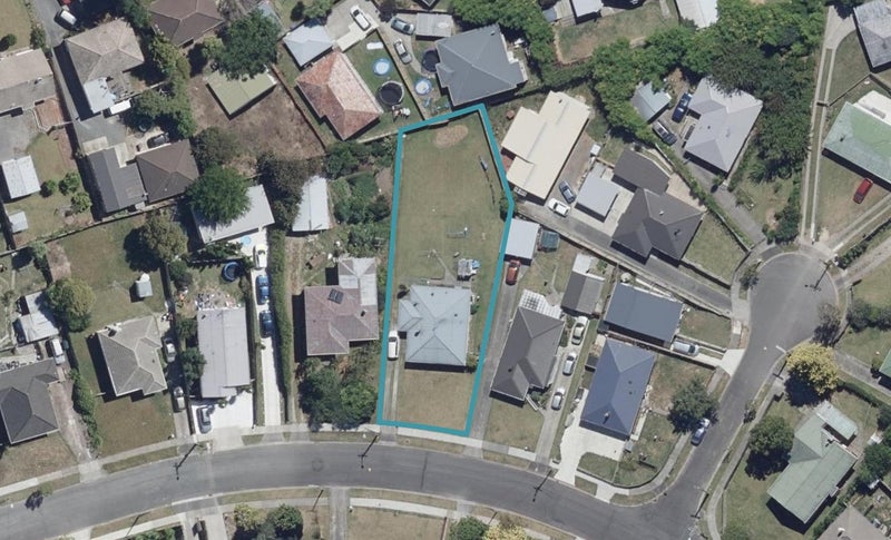 29 Yeats Crescent, Fairfield, Hamilton - Carousel 1