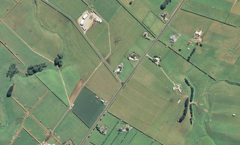 8 Whenuku Road, Hawera - Carousel 1