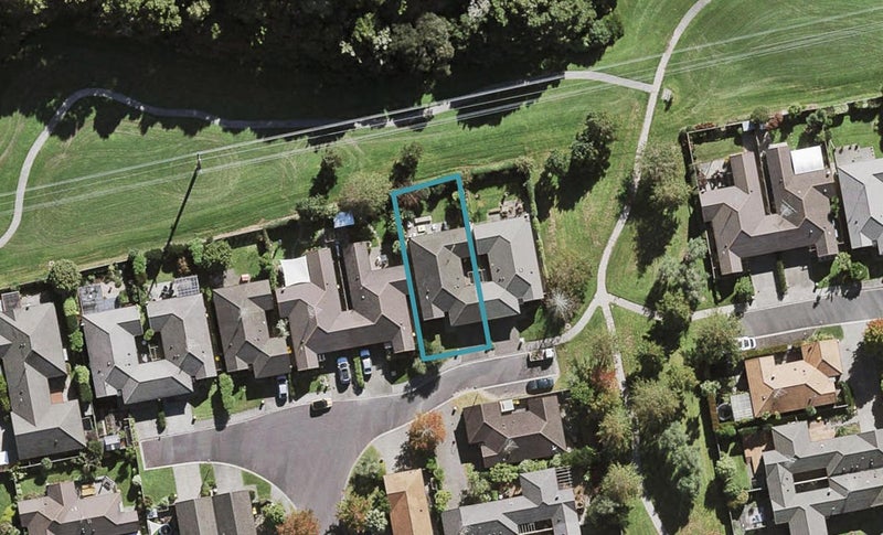 9 Pepperdine Place, Albany, Auckland - Carousel 1