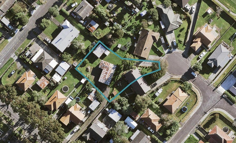 12 Olympus Street, Mount Albert, Auckland - Carousel 1