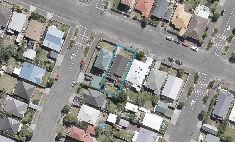 54 Adelaide Street, Petone, Lower Hutt - Carousel 1