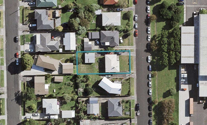 21 Sterling Avenue, Manurewa East, Auckland - Carousel 1