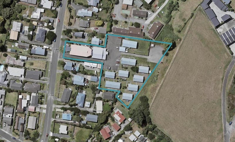 41 Bluegum Road, Paraparaumu Beach, Paraparaumu - Carousel 1