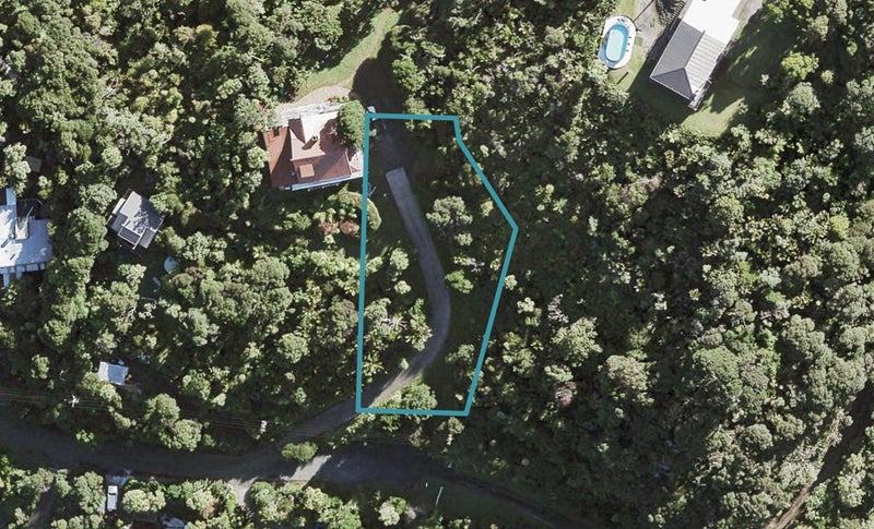 56 Tasman View Road, Te Henga / Bethells Beach - Carousel 1