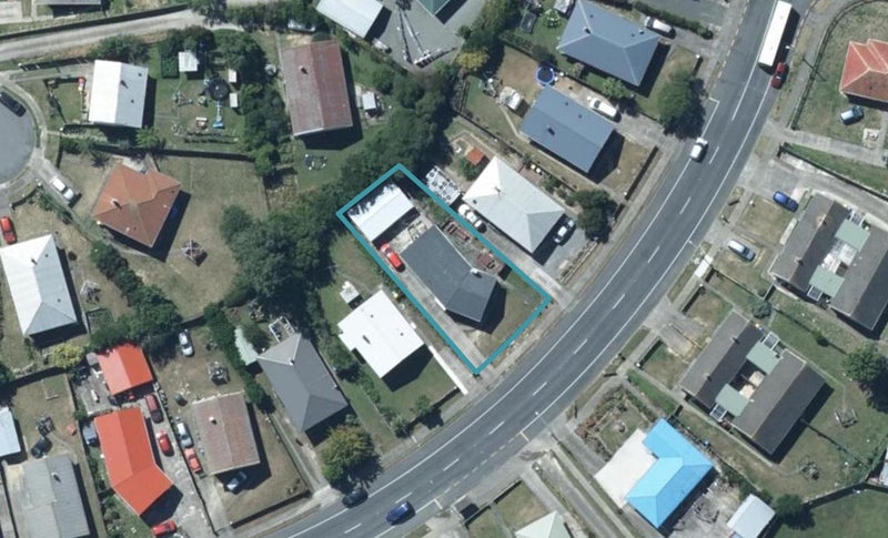151 Warspite Avenue, Waitangirua, Porirua - Carousel 1