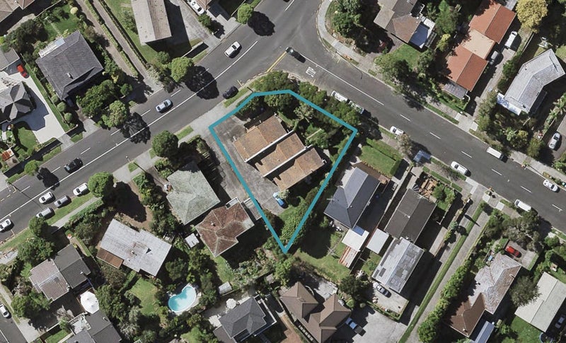 1/24 College Road, St Johns, Auckland - Carousel 1