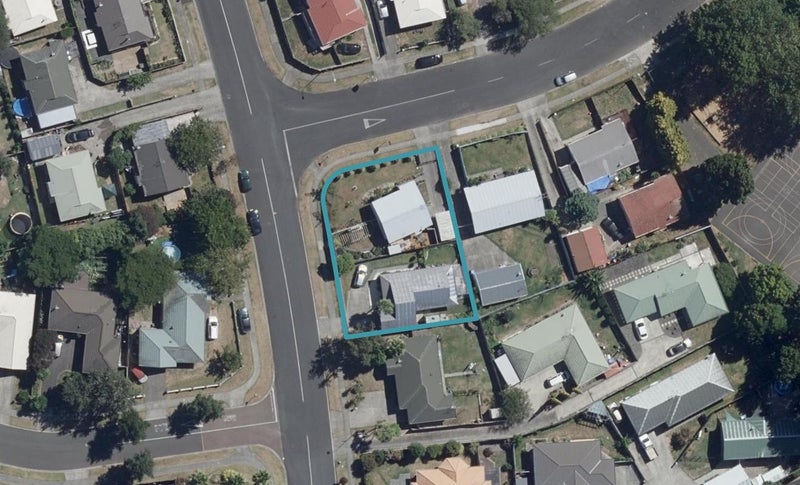53 Crawshaw Drive, Nawton, Hamilton - Carousel 1