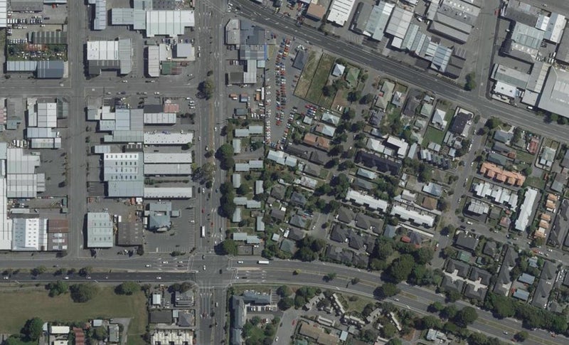 3/11 Defoe Place, Waltham, Christchurch - Carousel 1