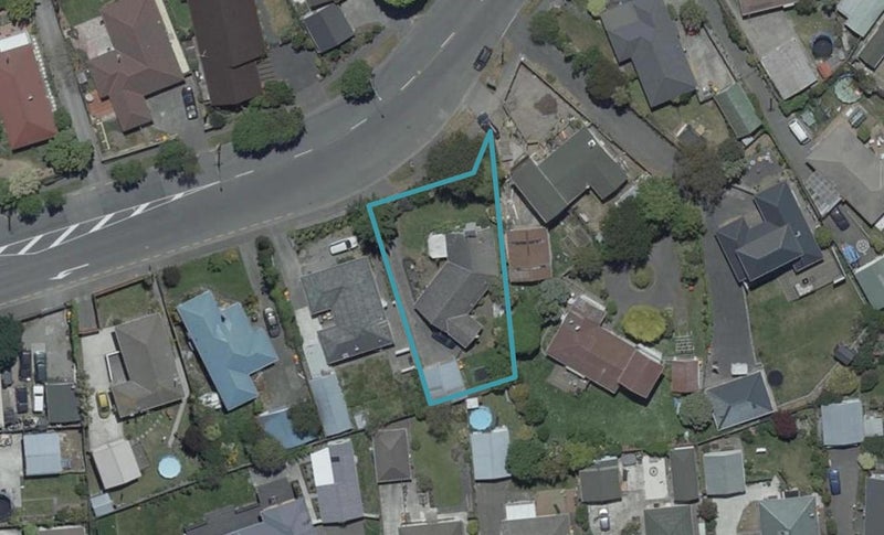 319 Lake Terrace Road, Shirley, Christchurch - Carousel 1