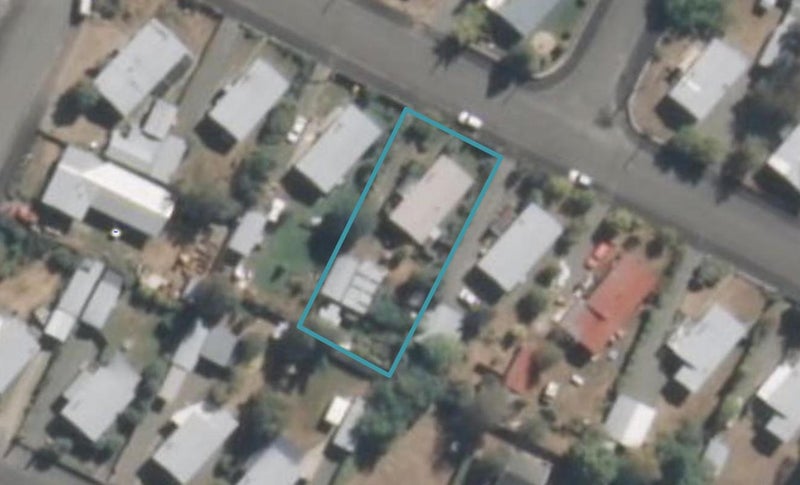 33 Godley Street, Twizel - Carousel 1