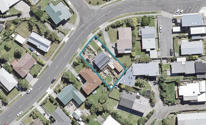 7B Oakleigh Street, Maungaraki, Lower Hutt - Carousel 1