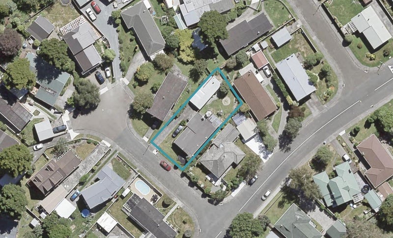 4 Patutu Grove, Trentham, Upper Hutt - Carousel 1