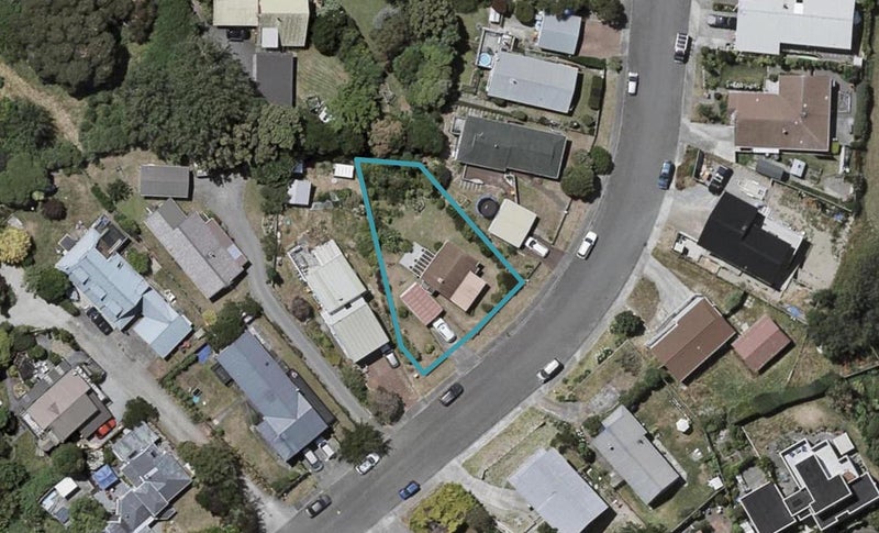 19 Pitoitoi Street, Otaihanga, Paraparaumu - Carousel 1
