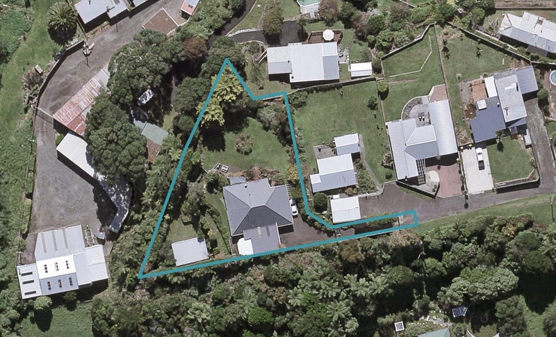 56D Queens Road, Glen Avon, New Plymouth - Carousel 1