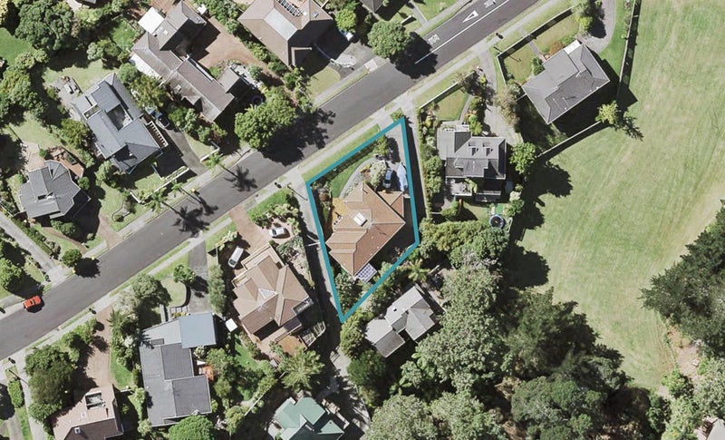 7 Bellbird Rise, Murrays Bay, Auckland - Carousel 1