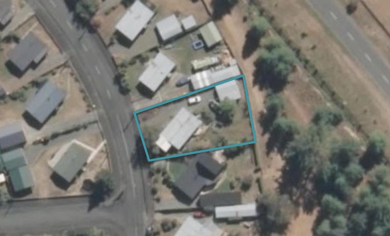 31 Jollie Road, Twizel - Carousel 1