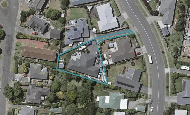 45 Hillcrest Road, Raumati Beach, Paraparaumu - Carousel 1