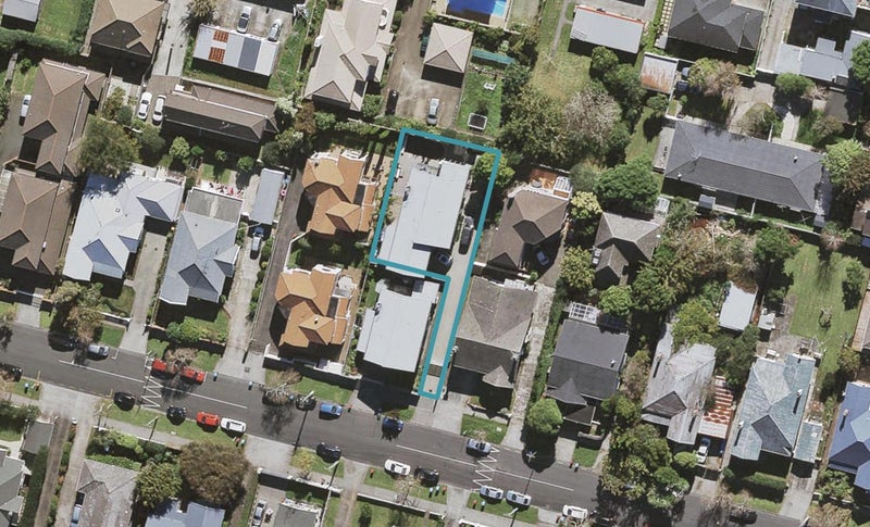 15A Queen Mary Avenue, Epsom, Auckland - Carousel 1