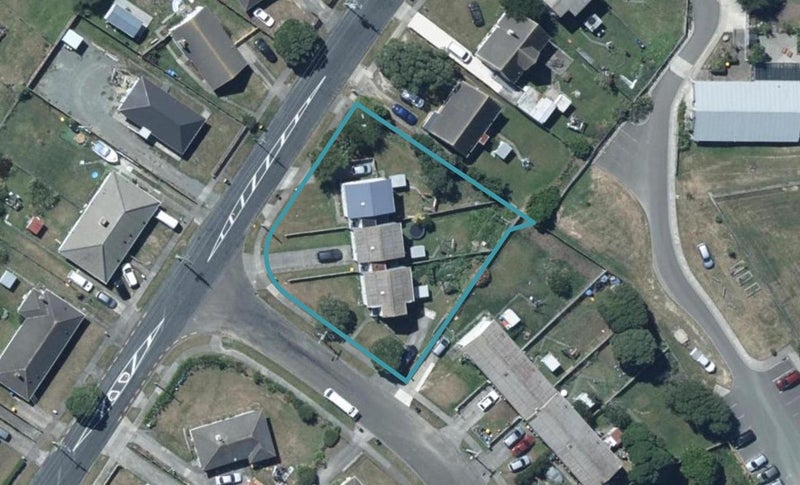 28 Astrolabe Street, Cannons Creek, Porirua - Carousel 1
