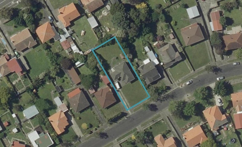 123 Savage Crescent, West End, Palmerston North - Carousel 1