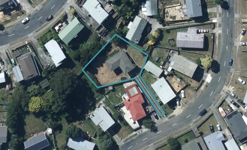 15 Sombrero View, Ascot Park, Porirua - Carousel 1
