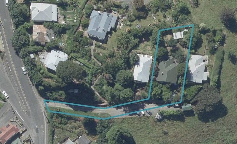 54 Gladstone Road, Dalmore, Dunedin - Carousel 1