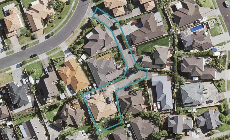 61 Mt Lebanon Crescent, The Gardens, Auckland - Carousel 1