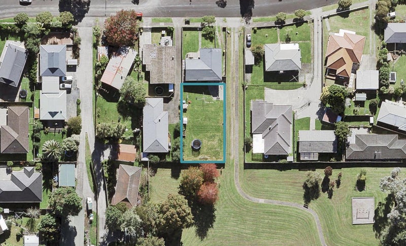 15A Cutler Street, New Lynn, Auckland - Carousel 1