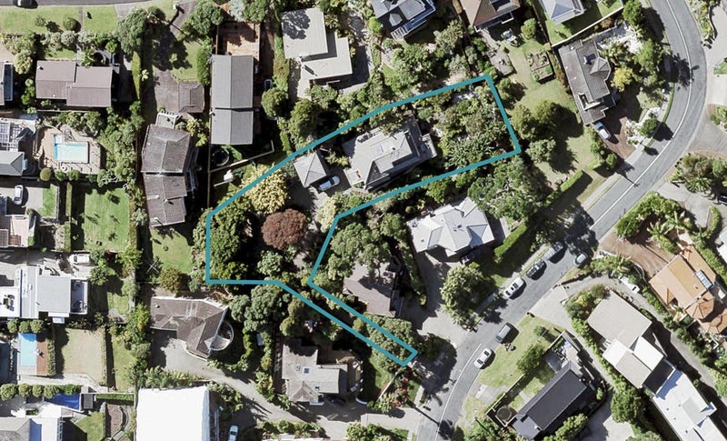 96 Churchill Road, Murrays Bay, Auckland - Carousel 1