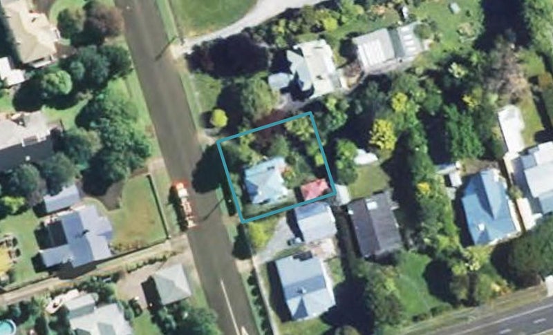 52 Brecon Road, Stratford - Carousel 1