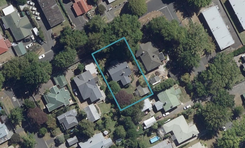 12 Thames Street, Claudelands, Hamilton - Carousel 1