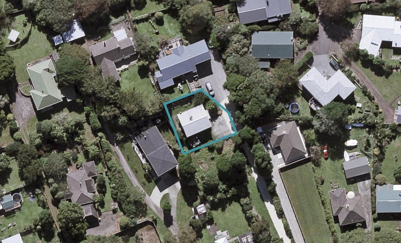 17 Woodleigh Street, Frankleigh Park, New Plymouth - Carousel 1