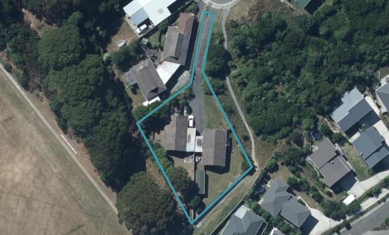 23A Parkinson Close, Whitby, Porirua - Carousel 1