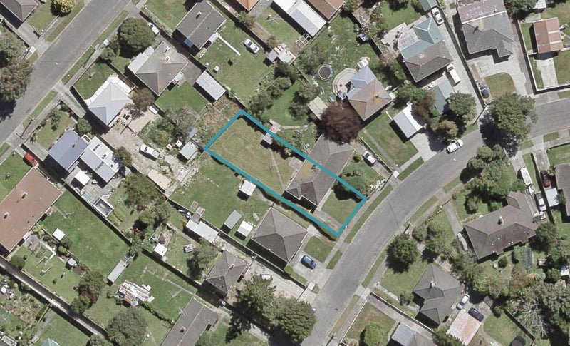 25 Pearce Crescent, Taita, Lower Hutt - Carousel 1