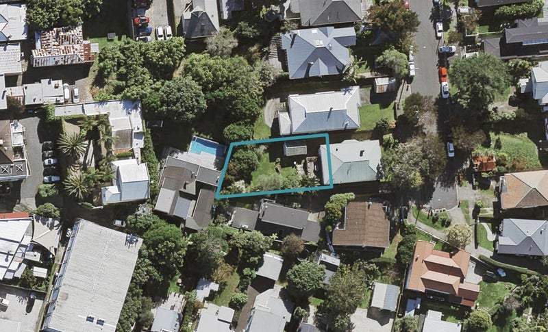 7B Eglinton Avenue, Mount Eden, Auckland - Carousel 1