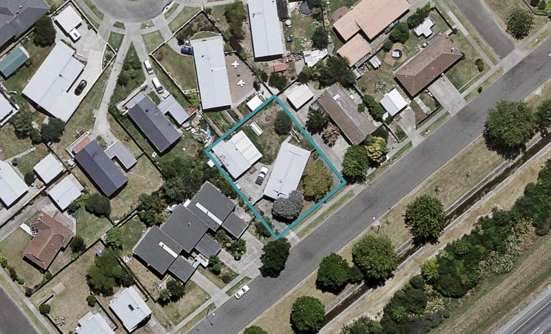 84 Atherfold Crescent, Greenmeadows, Napier - Carousel 1