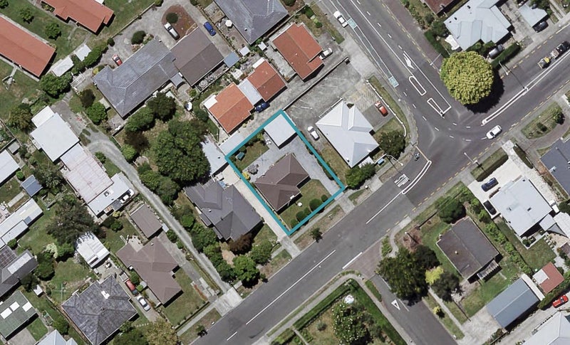 405 Willowpark Road South, Ākina, Hastings - Carousel 1