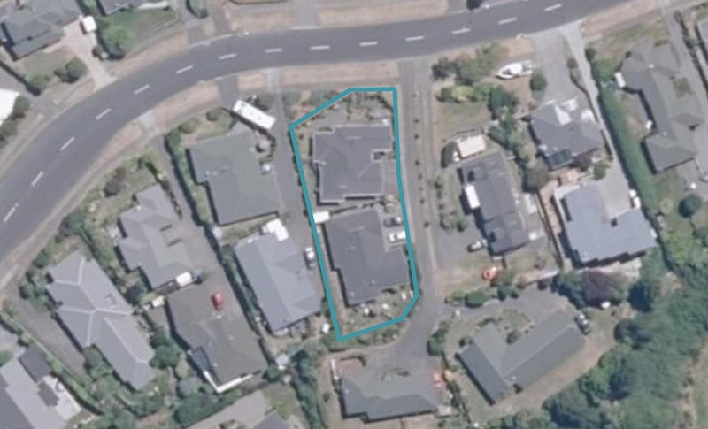 77A Harvey St, Waipahihi, Taupo - Carousel 1