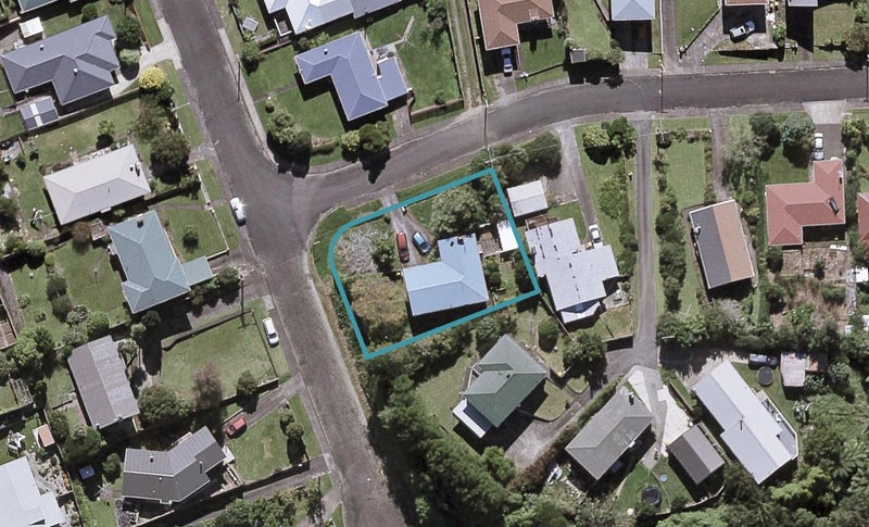 2 Wiremu Place, Blagdon, New Plymouth - Carousel 1