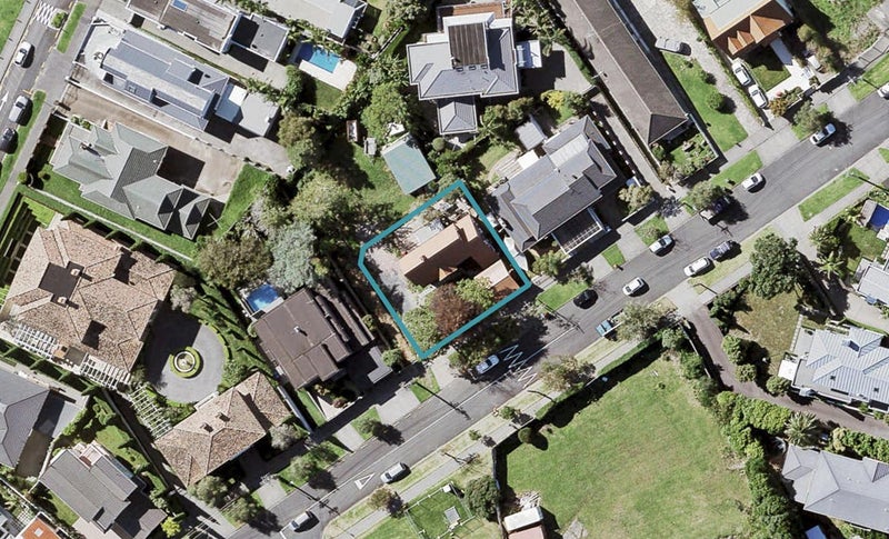 12A Springcombe Road, St Heliers, Auckland - Carousel 1