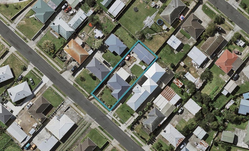 17 Fisher Crescent, Otara, Auckland - Carousel 1