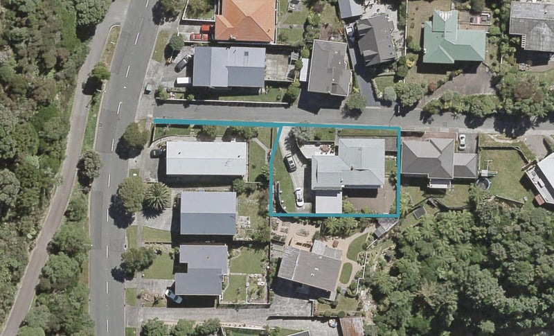 4 Walnut Way, Maungaraki, Lower Hutt - Carousel 1