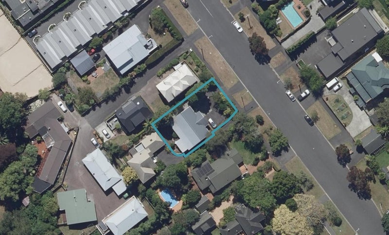 33A Anglesea Street, Hamilton Central, Hamilton - Carousel 1