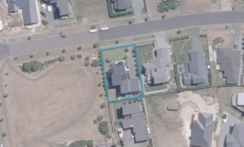 10 Coprosma Crescent, Waipahihi, Taupo - Carousel 1