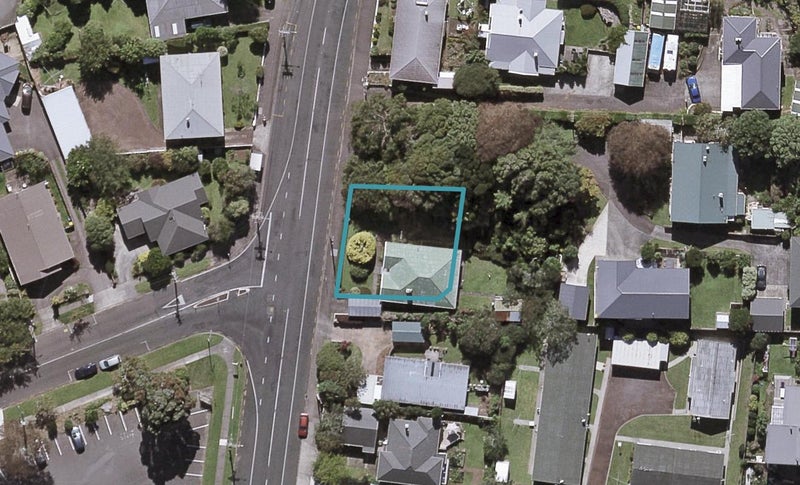 227 Tukapa Street, Westown, New Plymouth - Carousel 1