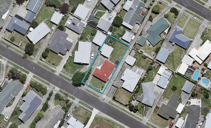 16 Canterbury Street, Tamatea, Napier - Carousel 1