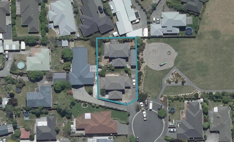 24B Rue de la Mare, Parklands, Christchurch - Carousel 1