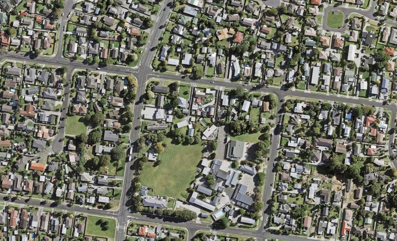 3/9 Blanes Road, Weymouth, Auckland - Carousel 1