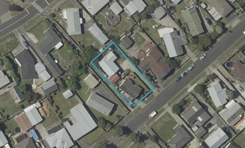 41 Raglan Avenue, Cloverlea, Palmerston North - Carousel 1